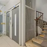Opera Cube